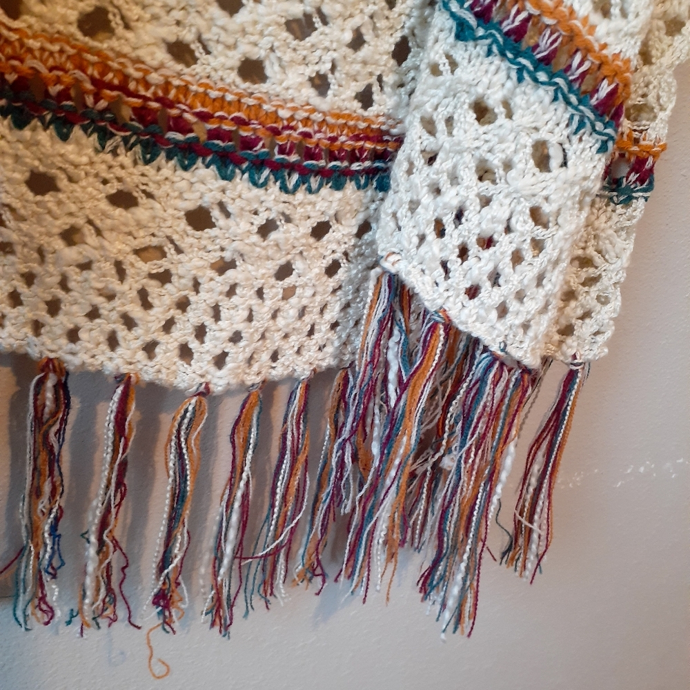 Blu Pepper Open Knit Fringe Hooded Open Cardigan - Picture 3 of 7
